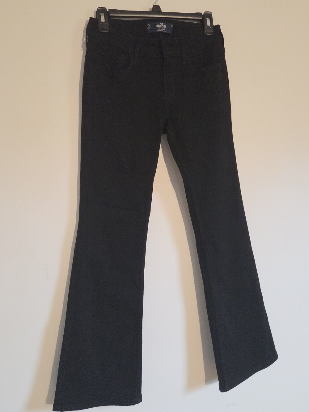 Hollister Black Low-Rise Boot Women's Jeans